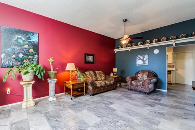 14086 N Newcastle Dr, Sun City, AZ 85351 - photo 5