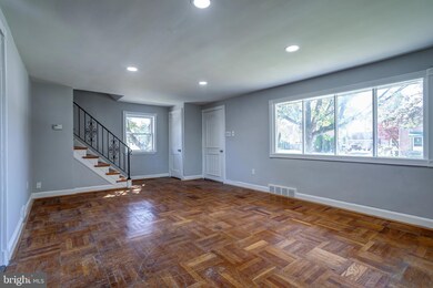 409 W Grays Ave, Glenolden, PA 19036 - photo 7