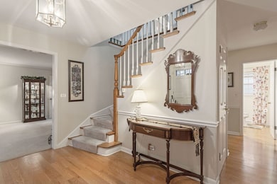 2407 N Hickory Ln, Arlington Heights, IL 60004 - photo 4