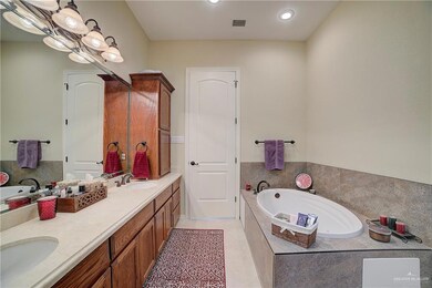 514 S Louisiana Ave, Weslaco, TX 78596 - photo 4