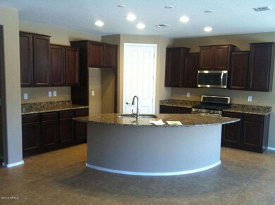 KITCHEN WITH GRANITE COUNTERTOPS