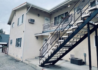 5730 Laurel Canyon Blvd unit 3, Valley Village, CA 91607 - photo 2