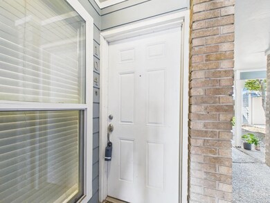 400 W 35th St unit 104, Austin, TX 78705 - photo 2