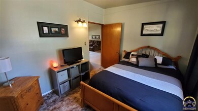 3628 SW 38th St, Topeka, KS 66610 - photo 7