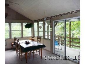 Entertain Guests-Overlook Lake