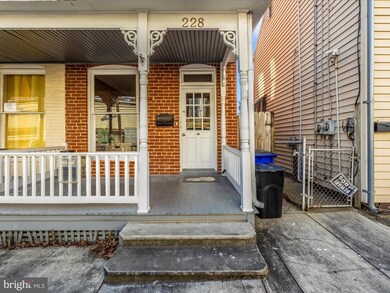 228 E 7th St, Frederick, MD 21701 - photo 3