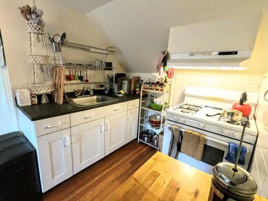 176 Poplar St unit 3, Roslindale, MA 02131 - photo 4