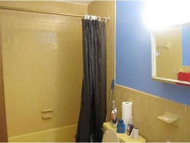 Sagamore Place Condominiums unit 703, Quincy, MA 02171 - photo 4