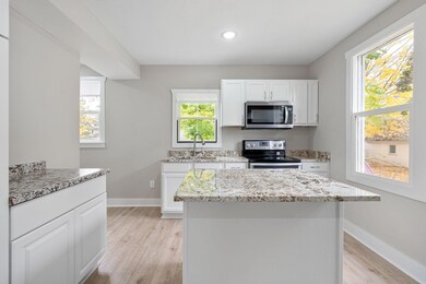 701 8th St NW, Austin, MN 55912 - photo 7