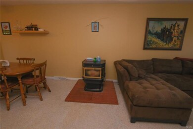 512 Old Forge Dr, Bath, PA 18014 - photo 5