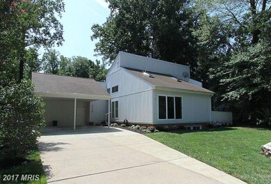 9329 Raintree Rd, Burke, VA 22015 - photo 2