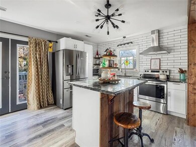 Recently remodeled Kitchen with NEW granite counte