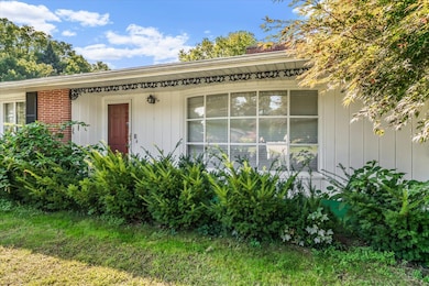 3521 Meadowcroft Ave, Kalamazoo, MI 49004 - photo 3