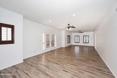 6006 N 5th Place, Phoenix, AZ 85012 - photo 6