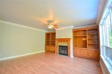 509 Coachlight Dr, Bentonville, AR 72712 - photo 3