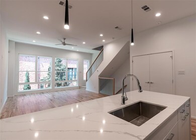 5931 Ross Ave unit 204, Dallas, TX 75206 - photo 4