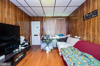 1437 Fairview St, Reading, PA 19602 - photo 6