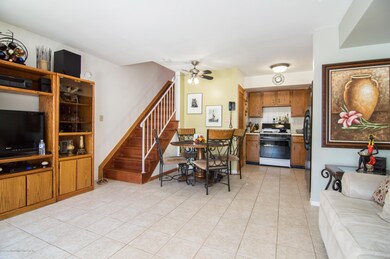 Living/Dining Area