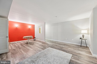 9633 Whiteacre Rd, Columbia, MD 21045 - photo 5