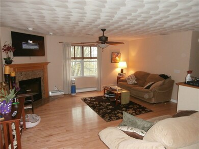 2nd level Fam Rm w Gas FP--all hardwoods/ not over