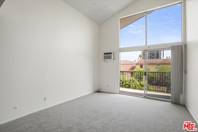 365 Burchett St unit 304, Glendale, CA 91203 - photo 6