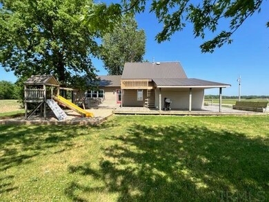 9060 S 700 E, Amboy, IN 46911 - photo 3