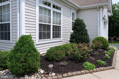 8 Honeyflower Ln, Princeton Junction, NJ 08550 - photo 3