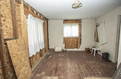 16658 Three Oaks Rd, Three Oaks, MI 49128 - photo 3