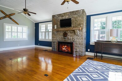 1347 Elmwood Ave, Columbus, OH 43212 - photo 3