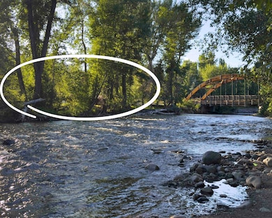 Premier Riverfont Location