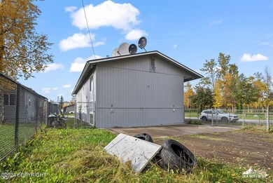 06-4306MCPHEEAVEFALLEXT_ZHM_006