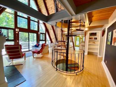 16 Morgan Cir, Amherst, MA 01002 - photo 5