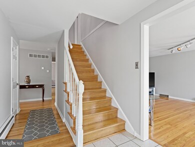 711 Oxford Ln, Wallingford, PA 19086 - photo 6