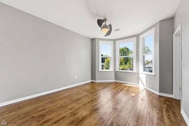 8643 S Exchange Ave, Chicago, IL 60617 - photo 6