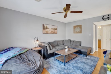 107 Lisa Ln unit C107, York, PA 17402 - photo 3