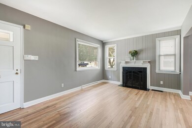 411 Dorchester Ave, Reading, PA 19609 - photo 5