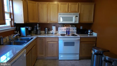 5614 Fishermens Ct, Clinton, MD 20735 - photo 5