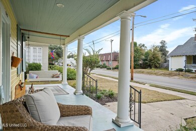 1 Exterior (4 of 5)