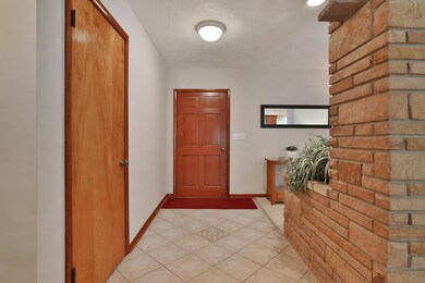 1665-W-Case-05a