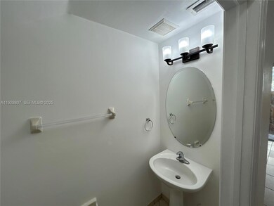 230 SE 29th Ave unit 11, Homestead, FL 33033 - photo 5