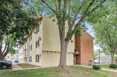 3729 Snelling Ave unit 108, Minneapolis, MN 55406 - photo 2