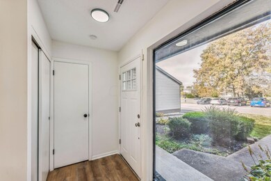 10-web-or-mls-5283-marci-way