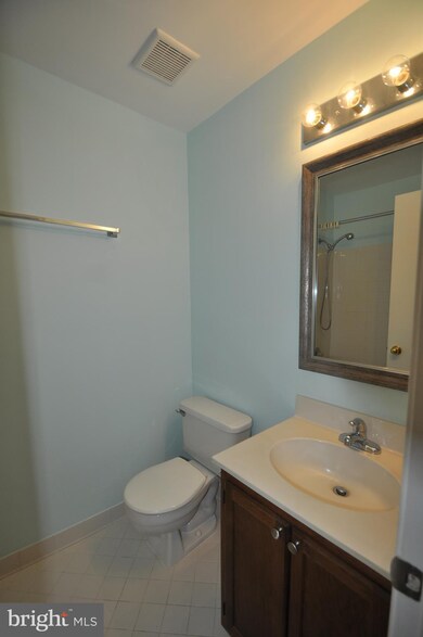 2742 Hunters Gate Terrace, Silver Spring, MD 20904 - photo 5