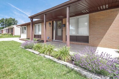 5-web-or-mls-552-daventry-ln