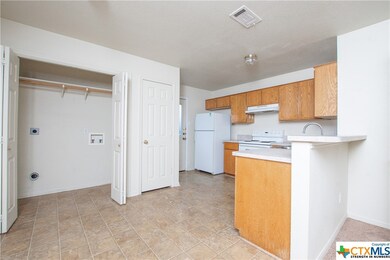 4207 Primrose Dr unit A, Copperas Cove, TX 76522 - photo 5