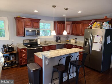 801 207th St, Pasadena, MD 21122 - photo 4