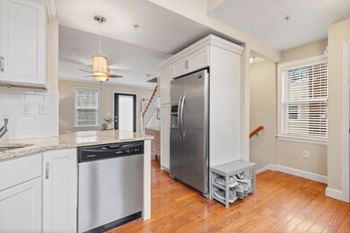 216 Middle St unit 3, East Weymouth, MA 02189 - photo 4