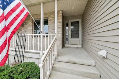 213 Fairview Cir unit 50, Waunakee, WI 53597 - photo 5