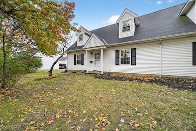 5218 Liberty Ln unit A, Willoughby, OH 44094 - photo 2