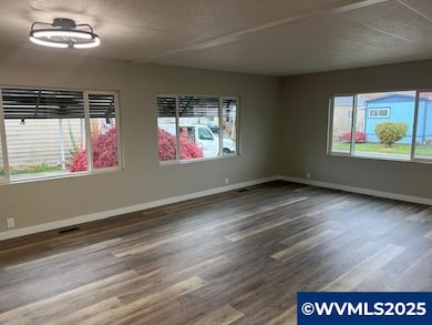 5422 Portland Rd NE, Salem, OR 97305 - photo 3